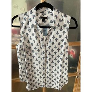 Ann Taylor Floral Sleeveless Button Down Top